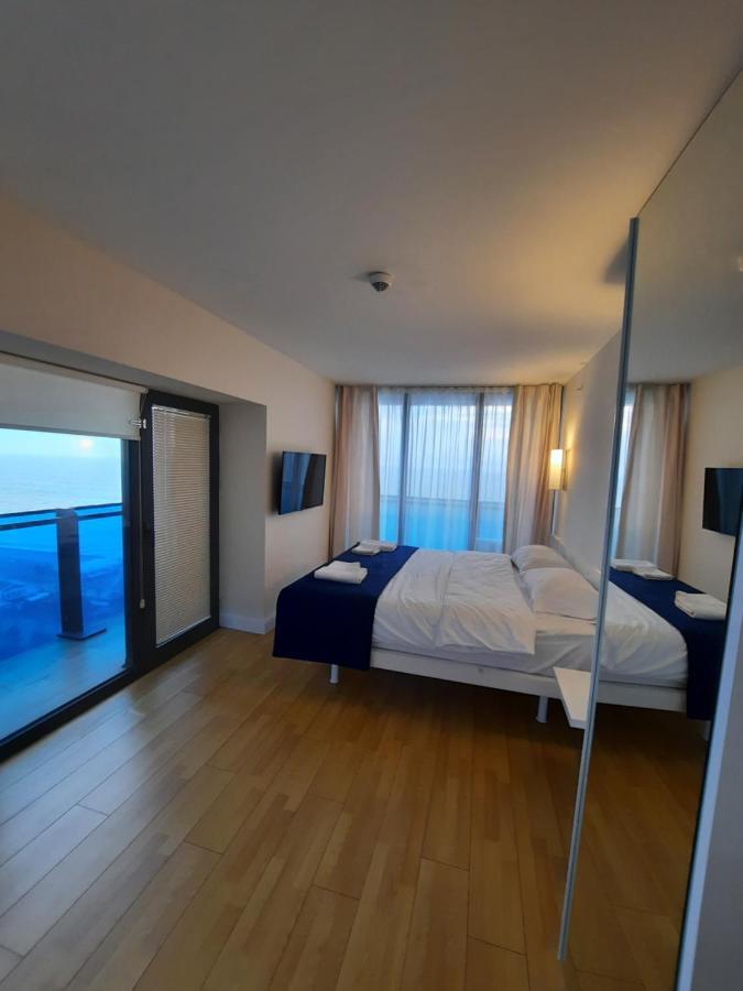 The Best Beach Aparthotel Orbi City Batumi Exterior photo